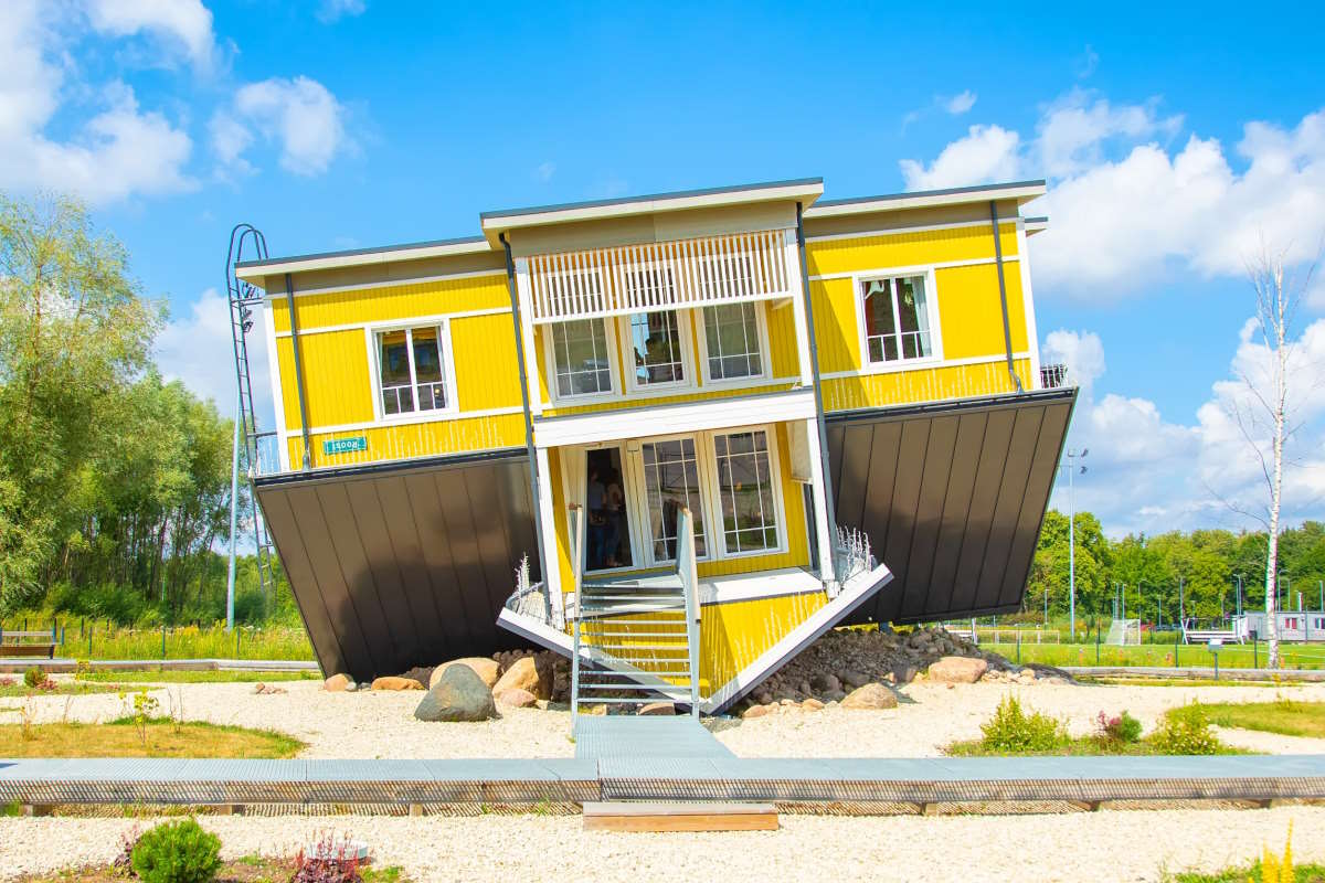 https://www.domoexport.com/wp-content/uploads/2023/11/casa-capolvolta-tartu.jpeg